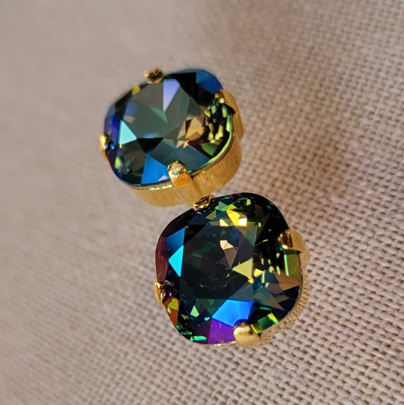 Austrian Crystal Post Earrings in Gold - Picture 5 of 10